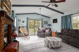 2305 Pine Meadow Dr, Kernersville, NC 27284 - Photo 11