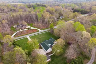 6398 Skylark Rd, Pfafftown, NC 27040 - Photo 5