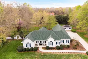 6398 Skylark Rd, Pfafftown, NC 27040 - Photo 3