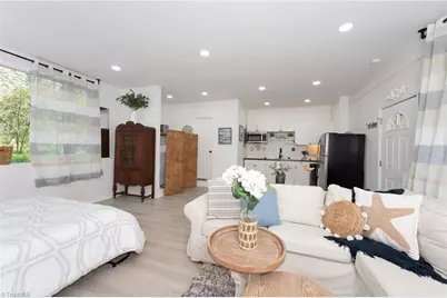 25 Brookline Street E, Winston-Salem, NC 27127 - Photo 3