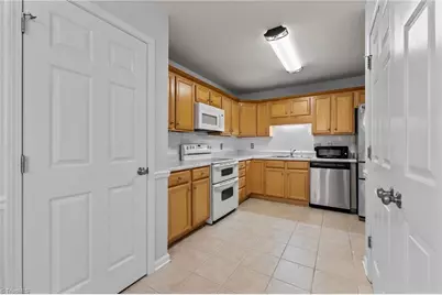 5618 Roundup Circle, Greensboro, NC 27405 - Photo 11