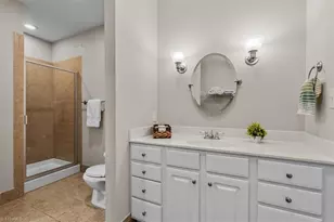 605 W Market St, Greensboro, NC 27401 - Photo 15