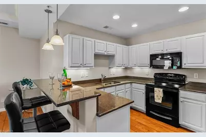 605 W Market Street #316, Greensboro, NC 27401 - Photo 7