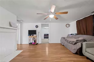 366 Brooks Rd, Reidsville, NC 27320 - Photo 3