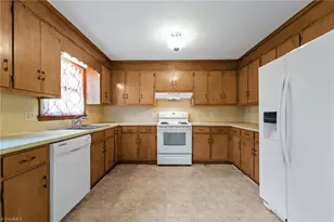 8317 Patricia Dr, Stokesdale, NC 27357 - Photo 21