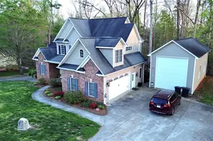 2130 Walnut Crossing Run, Yadkinville, NC 27055 - Photo 3