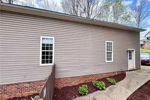 2130 Walnut Crossing Run, Yadkinville, NC 27055 - Photo 37