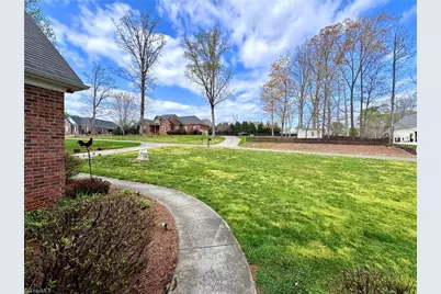 2130 Walnut Crossing Run, Yadkinville, NC 27055 - Photo 5