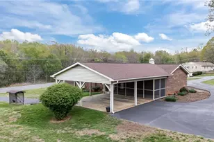 473 Winchester Dr, King, NC 27021 - Photo 5