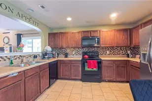 107 Norwood Ct N, Mebane, NC 27302 - Photo 5