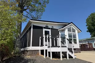 156 Marina Dr, New London, NC 28127 - Photo 5