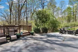 734 Oakland Dr, Elkin, NC 28621 - Photo 35