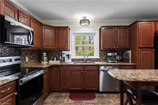 734 Oakland Dr, Elkin, NC 28621 - Photo 13