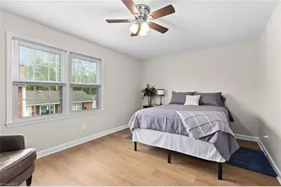 1007 Robin Hood Road #C, High Point, NC 27262 - Photo 17