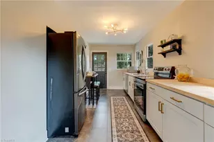 107 S Lindell Rd, Greensboro, NC 27403 - Photo 11