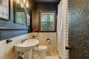 107 S Lindell Rd, Greensboro, NC 27403 - Photo 23