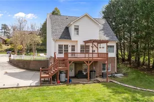 2057 Cynthia Dr, Mount Airy, NC 27030 - Photo 5