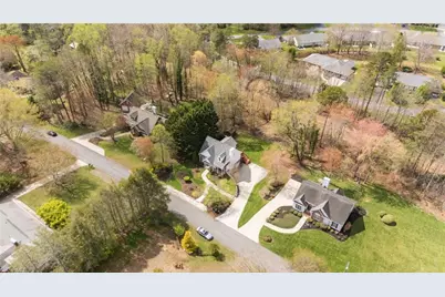 2057 Cynthia Drive, Mount Airy, NC 27030 - Photo 9