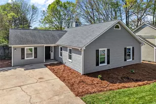 6727 River Hills Dr, Greensboro, NC 27410 - Photo 3