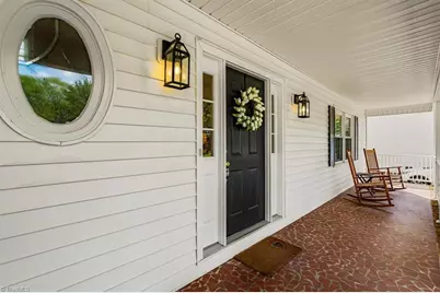 5828 Stoney Glen Loop, Greensboro, NC 27409 - Photo 5