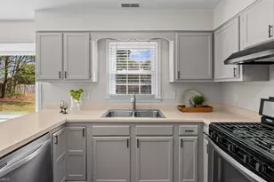 5828 Stoney Glen Loop, Greensboro, NC 27409 - Photo 19