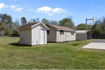 3132 Bellemont Mount Hermon Road, Burlington, NC 27215 - Photo 33