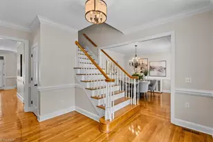 2801 Benjamin Ct, Jamestown, NC 27282 - Photo 3