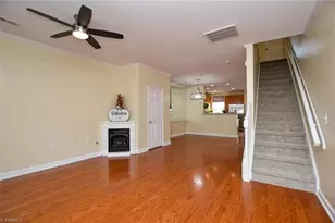 3789 Wayfarer Dr, Greensboro, NC 27410 - Photo 11