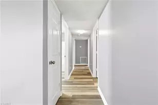 7117 W Friendly Ave, Greensboro, NC 27410 - Photo 13