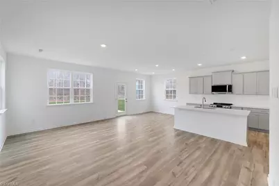 5277 Amaryllis Way, Winston-Salem, NC 27104 - Photo 9