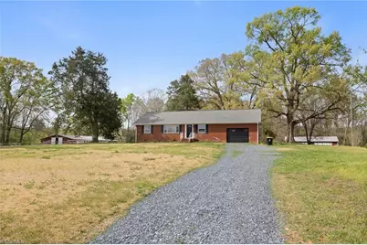 1561 Handy Road, Denton, NC 27239 - Photo 7