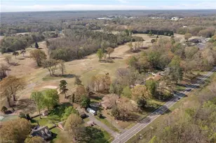 538 E Stadium Dr, Eden, NC 27288 - Photo 43