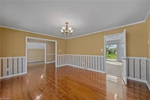 538 E Stadium Dr, Eden, NC 27288 - Photo 13