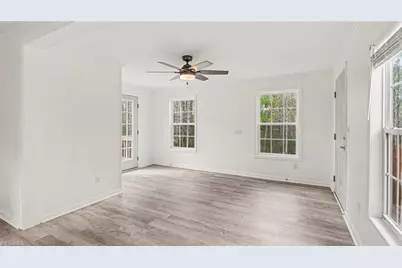 9295 Benefit Church Road, Kernersville, NC 27284 - Photo 11