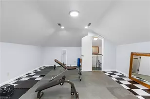 245 Heathcliff Pl, Winston-Salem, NC 27104 - Photo 25