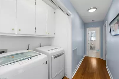 245 Heathcliff Place, Winston-Salem, NC 27104 - Photo 7