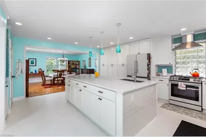 245 Heathcliff Place, Winston-Salem, NC 27104 - Photo 15