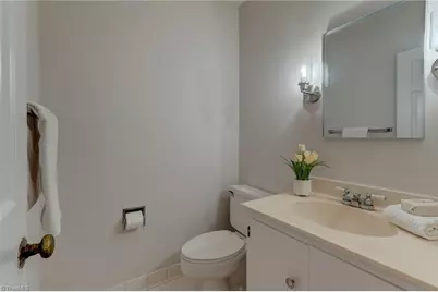 117 Willoughby Boulevard, Greensboro, NC 27408 - Photo 27