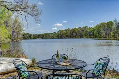 117 Willoughby Boulevard, Greensboro, NC 27408 - Photo 3