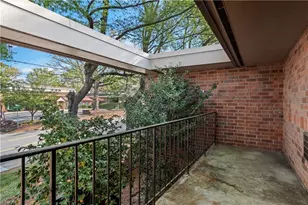 1739 S Hawthorne Rd, Winston-Salem, NC 27103 - Photo 17