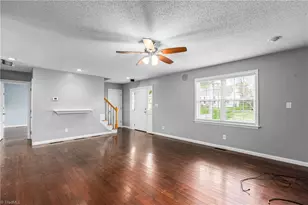 4542 Bottoms Rock Ln, Pfafftown, NC 27040 - Photo 5