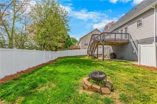 4542 Bottoms Rock Ln, Pfafftown, NC 27040 - Photo 23