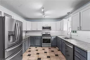 4542 Bottoms Rock Ln, Pfafftown, NC 27040 - Photo 7