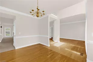 4273 Harbor Ridge Dr, Greensboro, NC 27406 - Photo 11