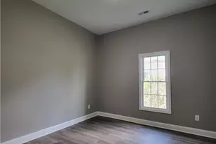 12 Forsyth St, Thomasville, NC 27360 - Photo 23