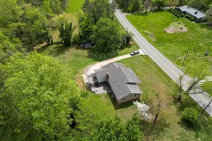 1319 S Old US Hwy 52, Pilot Mountain, NC 27041 - Photo 33