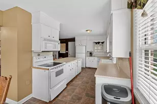 1319 S Old US Hwy 52, Pilot Mountain, NC 27041 - Photo 7