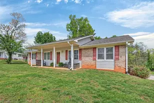 1319 S Old US Hwy 52, Pilot Mountain, NC 27041 - Photo 29