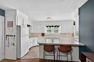 1319 S Old US Hwy 52, Pilot Mountain, NC 27041 - Photo 9