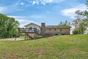 1319 S Old US Hwy 52, Pilot Mountain, NC 27041 - Photo 23